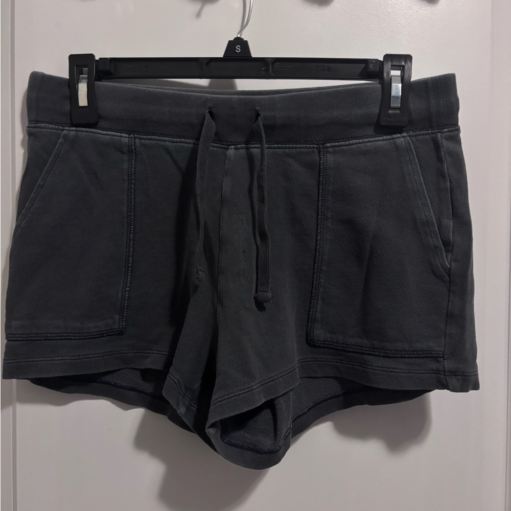old navy grey shorts